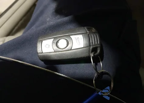 2007 BMW 328I z USA, uszkodzony, nr VIN WBAVA33527PV65991